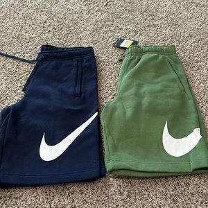 Mens Nike sz S. NWT shorts.